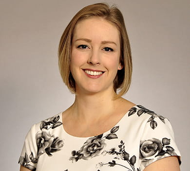 Amanda Gomes Bio Image